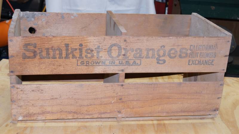 lot 2460 image: Antique Sunkist Oranges Wooden Crate