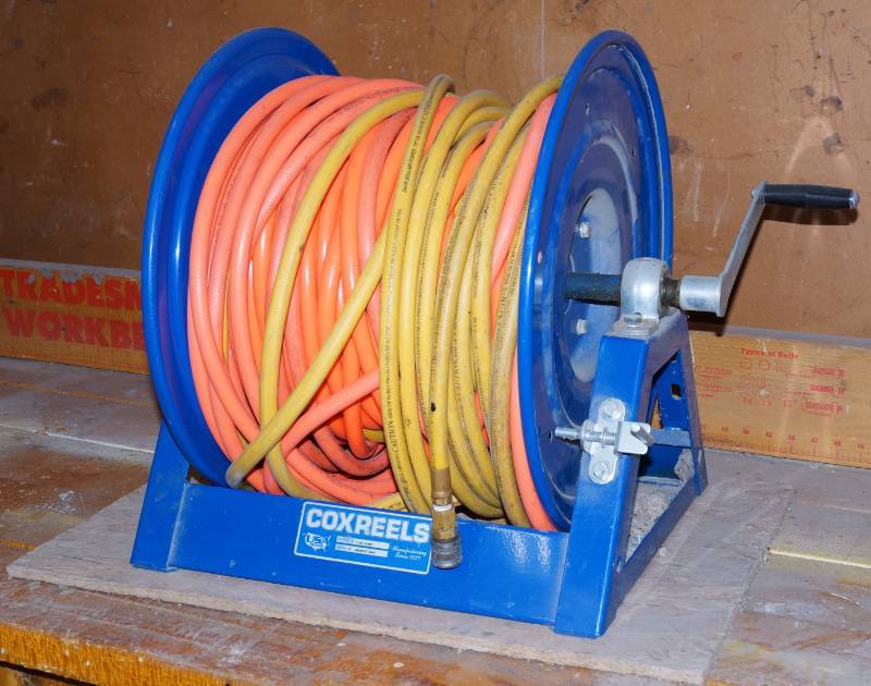 lot 2485 image: COXREELS Commercial Hose Reel with Hoses