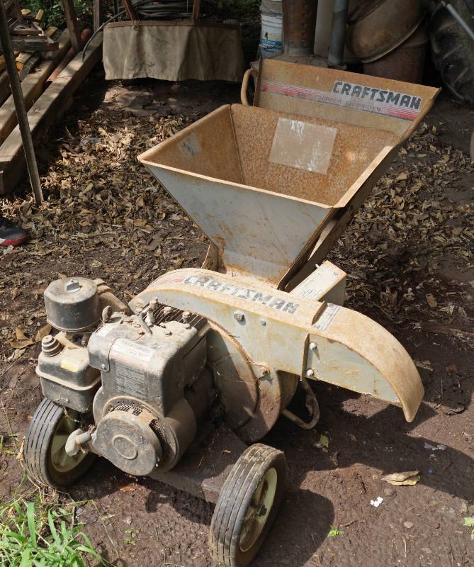 lot 2526 image: Craftsman Gas Powered Chipper