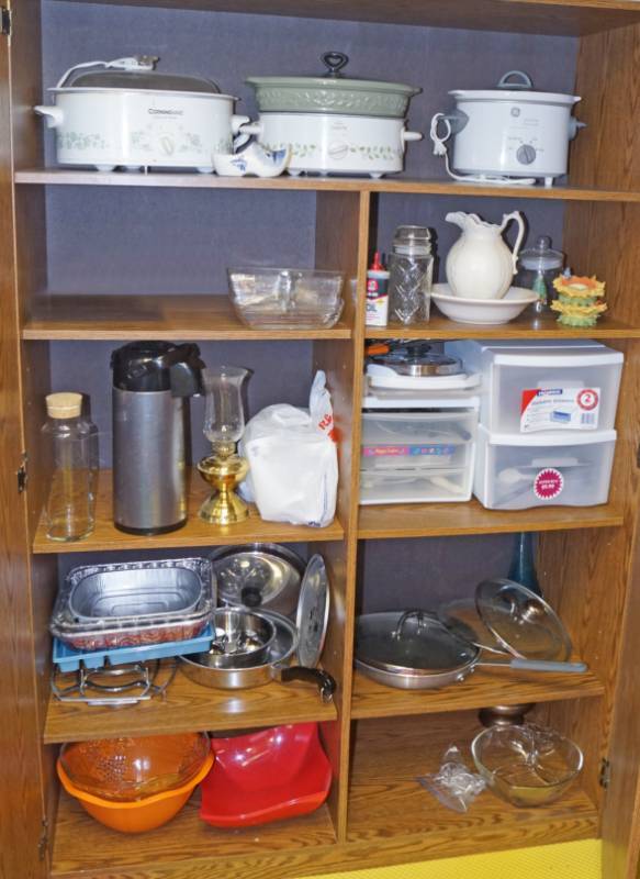lot 2607 image: Contents of Cabinet - Slow CookersCrock Pots, Glass Items, Storage, Silverware - TONS of CookingKitchen Stuff - ALL NICE