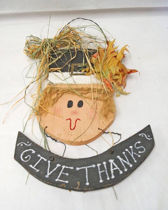 lot 2675 image: Give Thanks Thanksgiving Pilgrim - Painted Wood - Prim Style - Cute for the Holiday