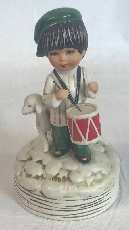 lot 3490 image: Vintage Gorham FranMar Moppets Music Box Drummer Boy Ceramic 1973 - Plays Little Drummer Boy