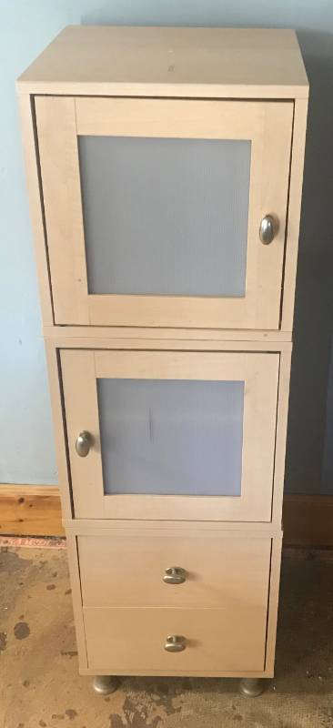 lot 3496 image: Super Neat Stackable Dresser and Cabinet Combo