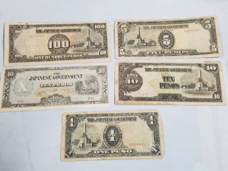 lot 8005 image: $1,5,10,10,100 Japanese War Money  Pesos - see more on lot #8006