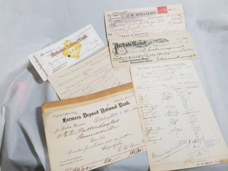 lot 8007 image: Late 1800s Early 1900s Checks & Deposit Slips
