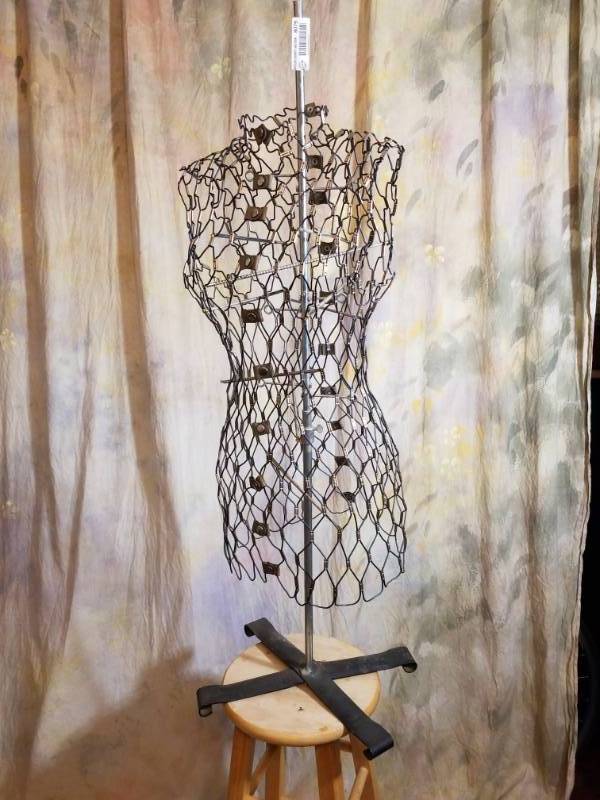 lot 8079 image: Life Size Adjustable Metal Womans Dress Form