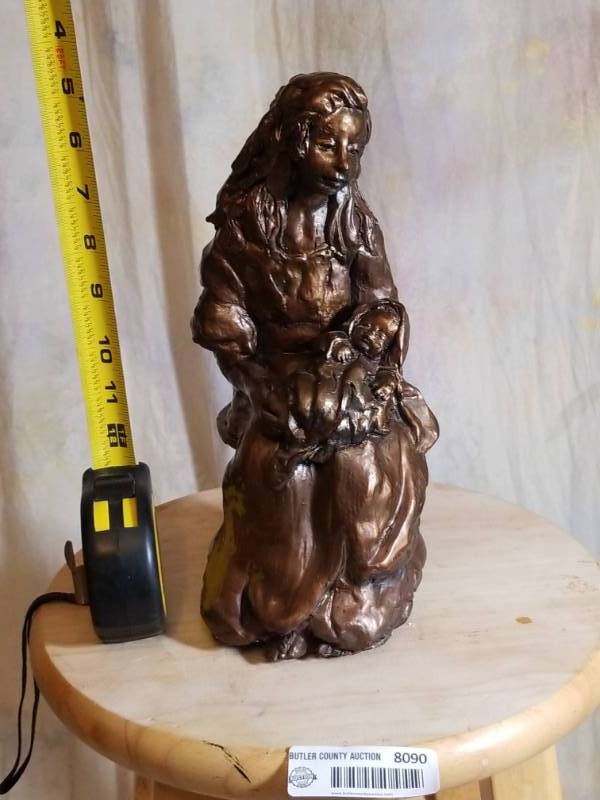 lot 8090 image: Local Sculptor Babs Mellor Signed Original Roughly 10 Tall  Seated Woman Holding Baby