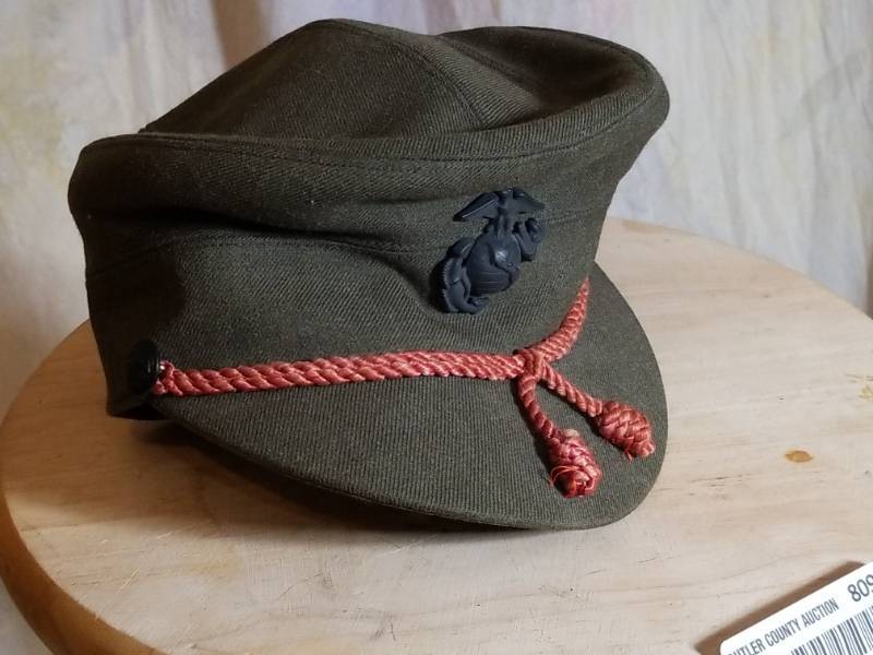 lot 8094 image: Womens 22  WL SR6 Service Cap 100% Wool