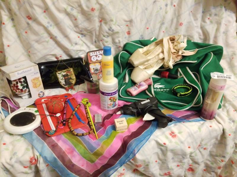 lot 8111 image: Girls Lot - Lotions, Night light, Ballet Shoes, Glue Gun, Purse  Misc