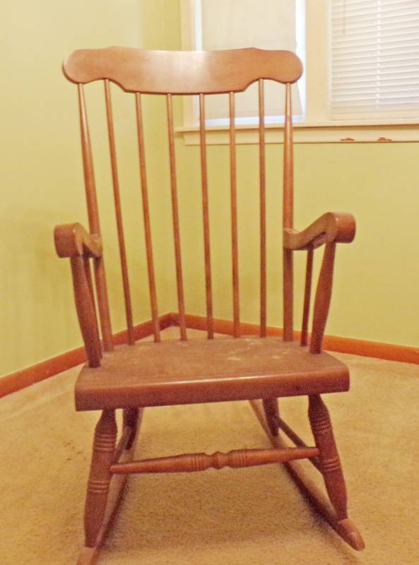 lot 9002 image: Vintage Wooden Rocker