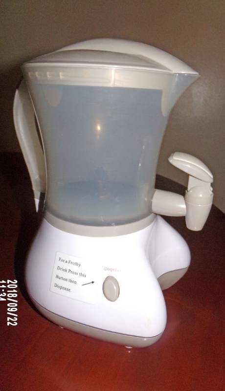 lot 9010 image: frozen drinkdaiquiri maker