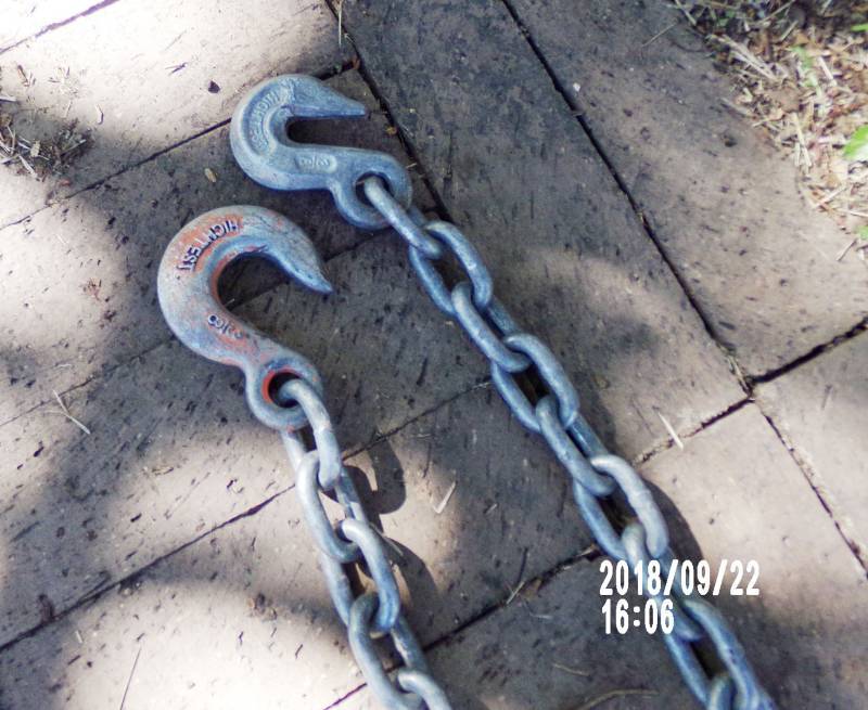lot 9054 image: 12ft. tow chain