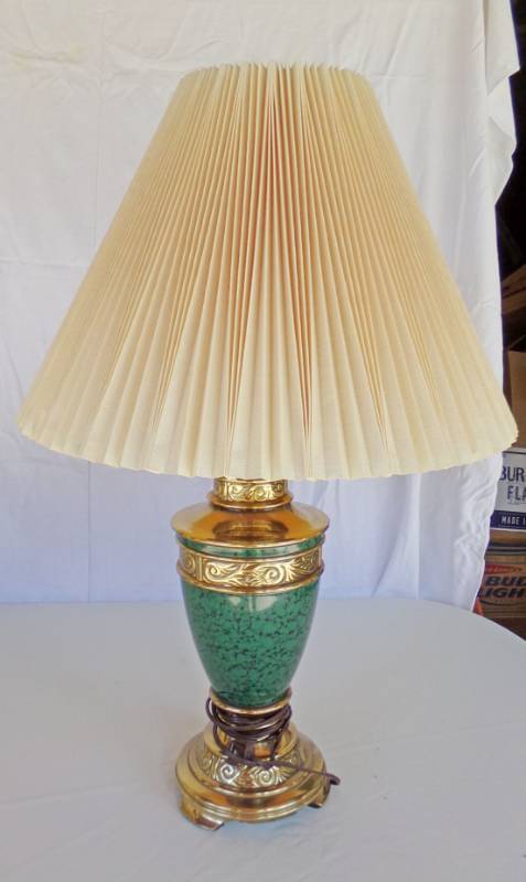 lot 9072 image: lamp with shade