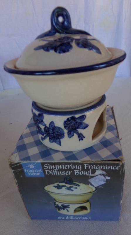 lot 9099 image: fragrant home simmering diffuser set