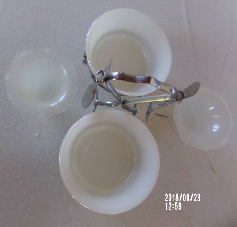 lot 9104 image: dressing server