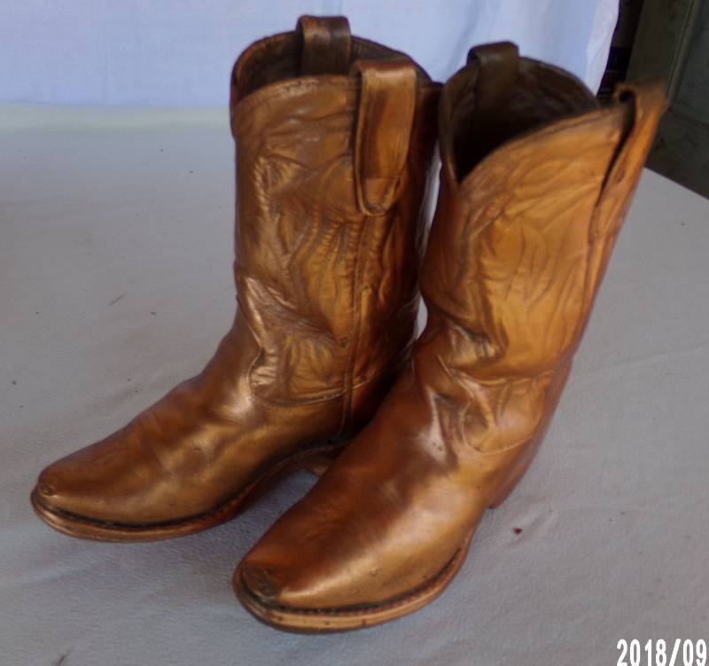 lot 9106 image: bronze childs boots