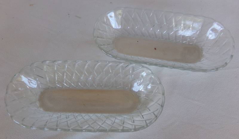 lot 9112 image: relish trays