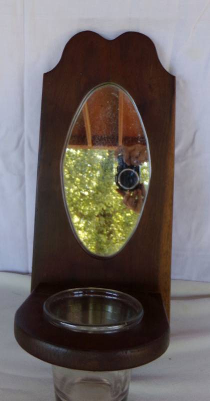 lot 9115 image: mirrored hanging flower hanging pot