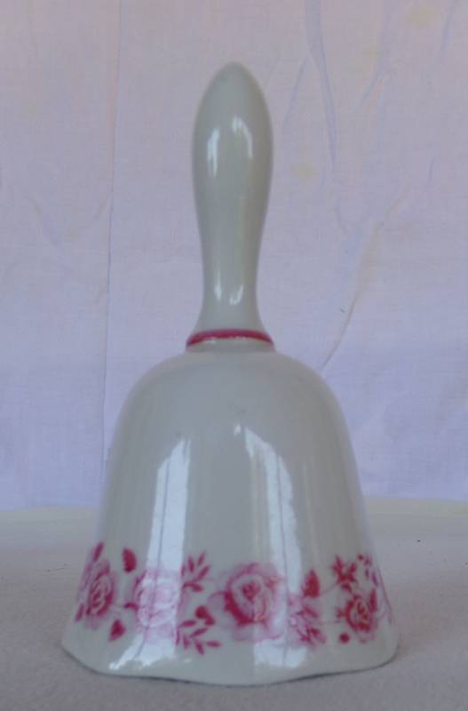 lot 9126 image: little rose bell