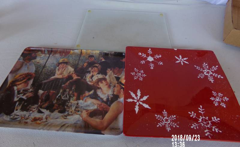 lot 9138 image: serving trays