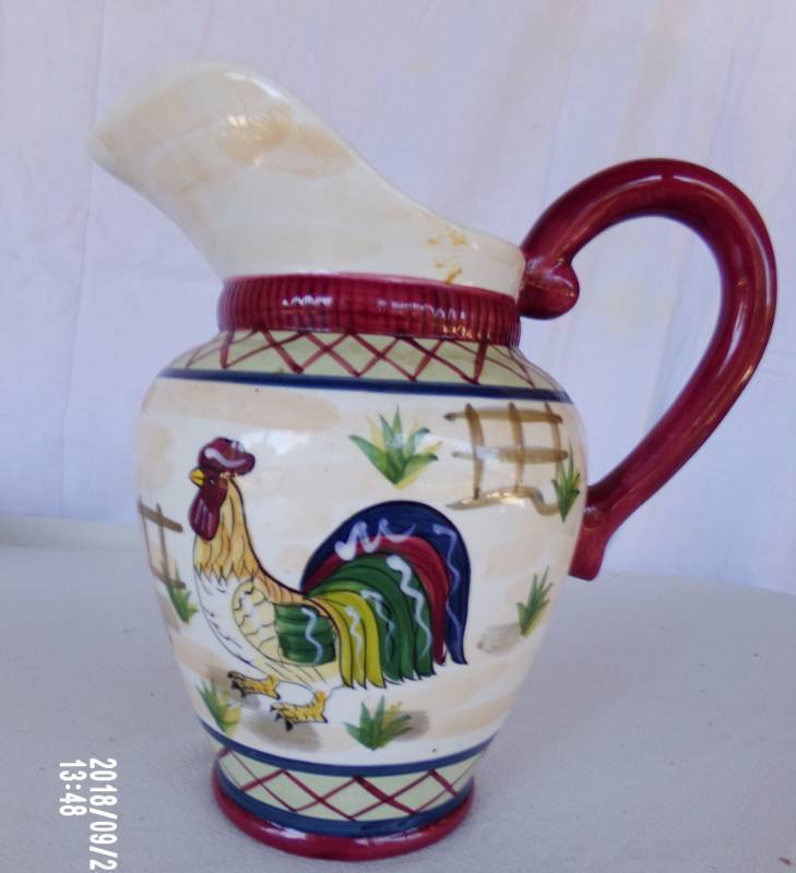 lot 9148 image: rooster serving pitcher