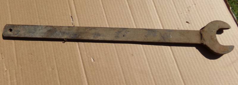 lot 9152 image: antique wrench