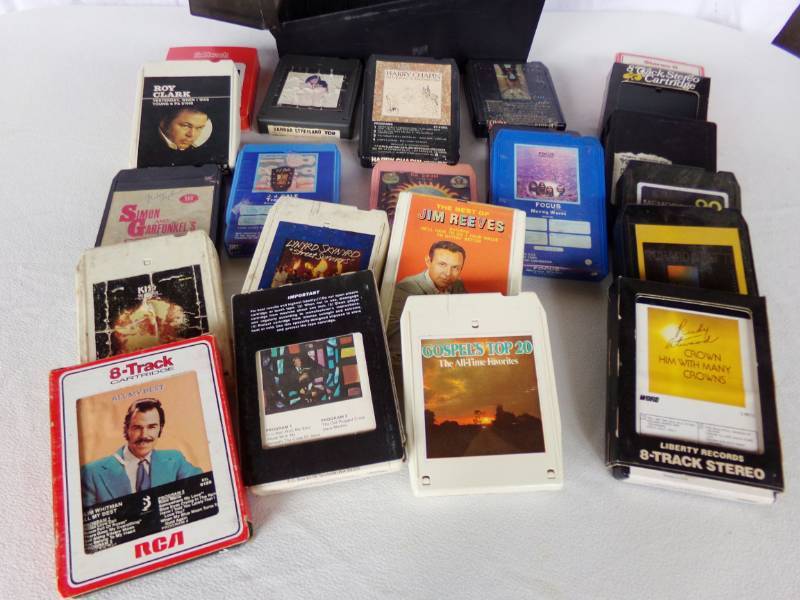 lot 9168 image: Collectible 8 track music tapes