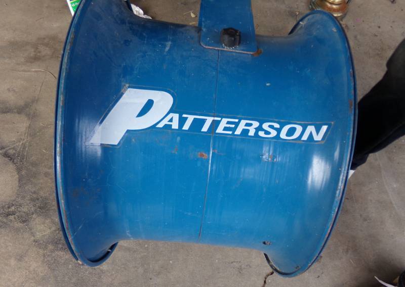 lot 9195 image: industrial patterson reversible shop fan