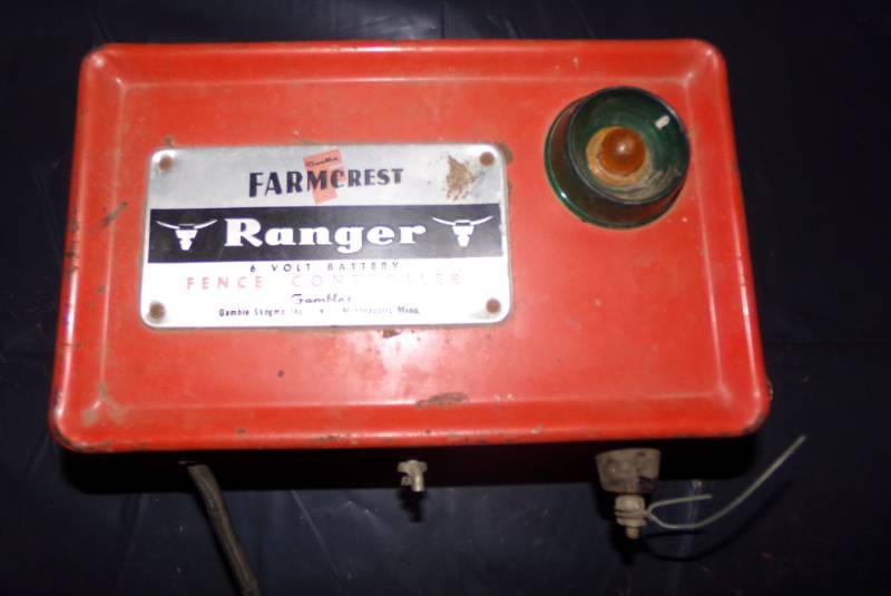 lot 9582 image: Farmers Fence Controller