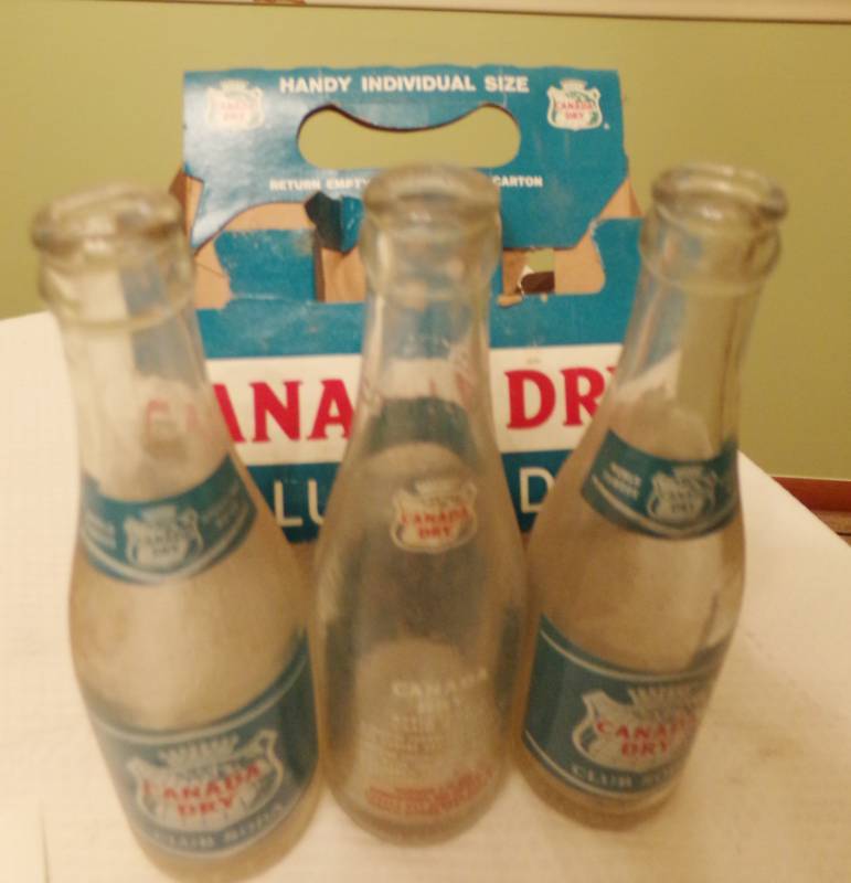 lot 9563 image: Lot of 3 Glass Canda Dry Bottles With Original Paper Carton - 1950s