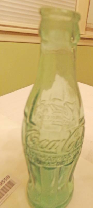 lot 9559 image: 6oz. Glass Coca-Cola Bottle From Manhattan, KS
