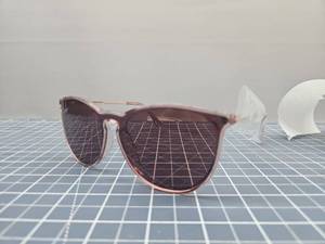 lot 28586 image: Dollger Oversized Retro Sunglasses