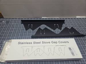 lot 28605 image: Stainless Steel Stove Gap Covers Black