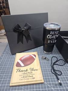 lot 28620 image: Best Coach Ever Gift Set with Tumbler and Plaque Football