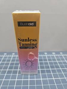 lot 28671 image: Sunless Tanning Drops -New Natural & Organic Ingredients, Suitable for All Skin Types, Self Tanner Tanning Oil for a Streak-Free, Natural-Looking Glow 2 oz Bottle Sealed
