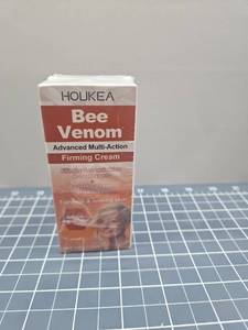 lot 28672 image: HOUKEA Bee Venom Advanced Multi-Action Firming Cream