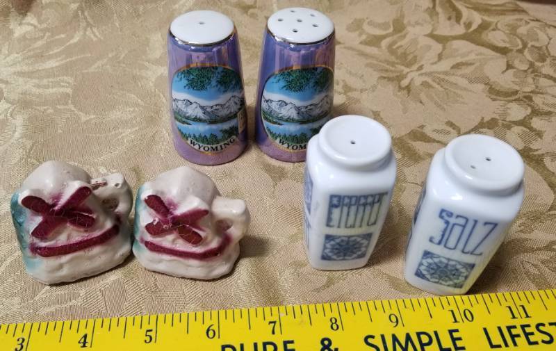 lot 3612 image: Lot of 3 - Salt and Pepper Shaker Sets Wyoming and more