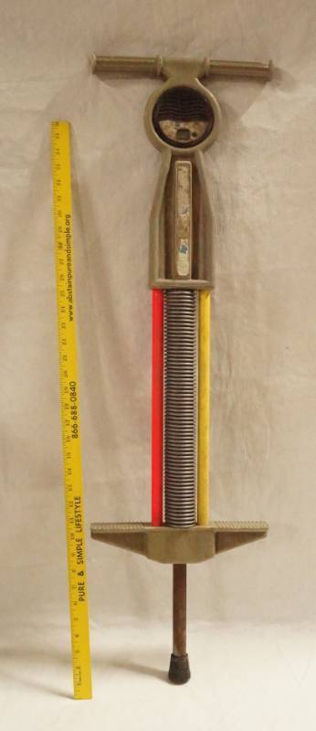 lot 5468 image: Pogo Stick w Battery Operated Counter