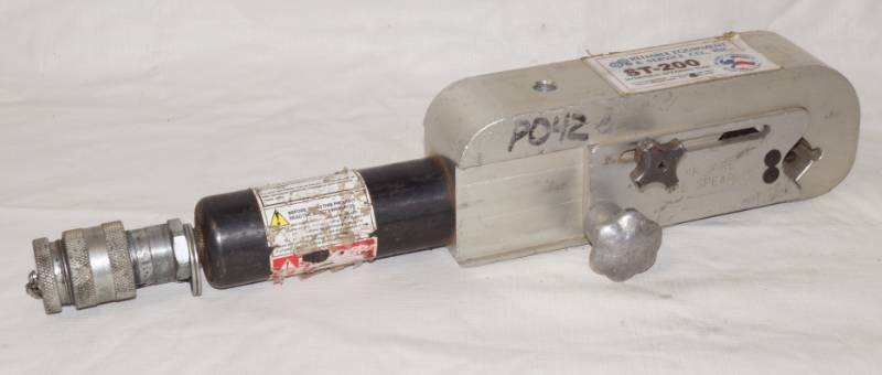 lot 6148 image: Hydraulic Spearing Tool M# ST-200-A - Reliable Equipment and Service, Co. Inc. Handy to have