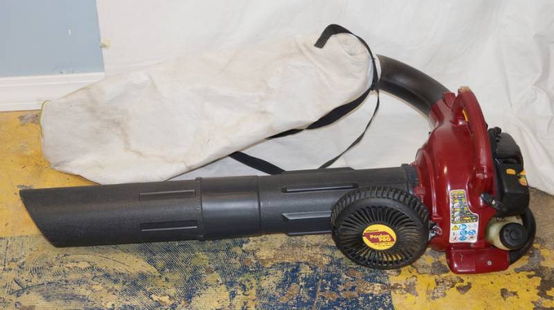 lot 6069 image: Poulan Pro Gas Powered Blower - M# PPB430VS - Owner says runs but needs a hose re-connected inside