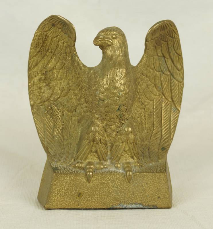 lot 6034 image: Awesome Brass Eagle Figurine