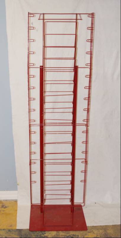 lot 6113 image: Red Retail Shop Rack - Nice and Versatile - Comes apart for easy transport