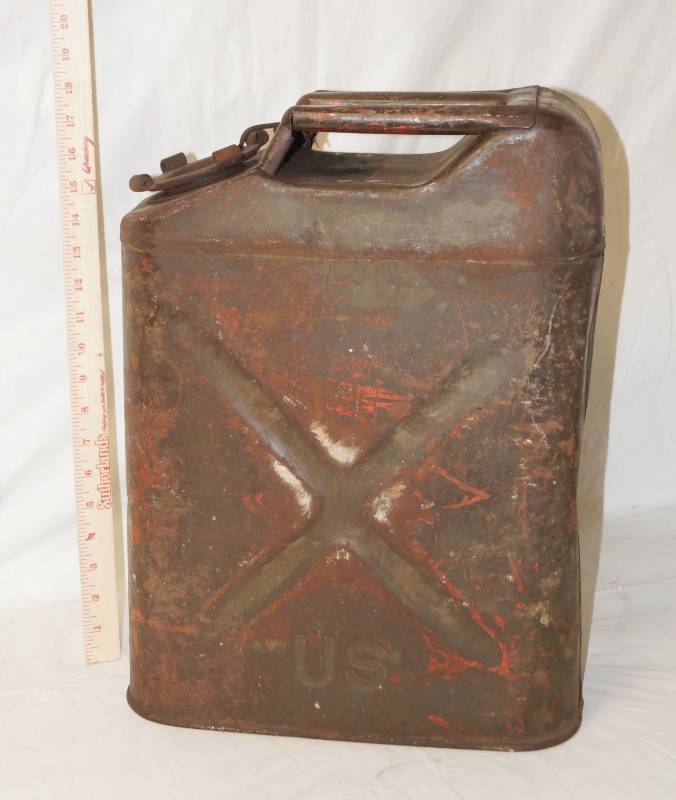 lot 5880 image: Vintage Gas Can - Like what is used on the back of a military Jeep