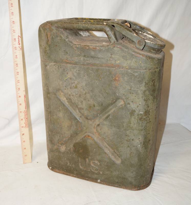 lot 5881 image: Vintage Gas Can - Like what is used on the back of a military Jeep