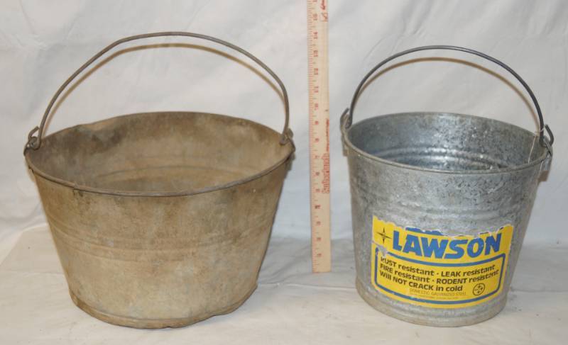 lot 5884 image: Lot of 2 Buckets - One Old, One New