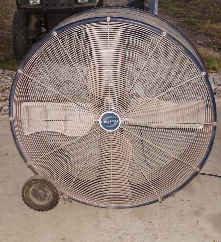 lot 5926 image: 2 Speed Shop Fan - Super Fan - Big - WORKS