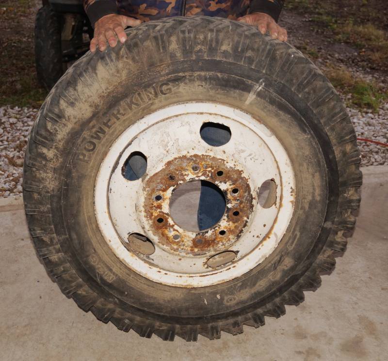 lot 5929 image: Power King Tire and Rim - 8.25-20