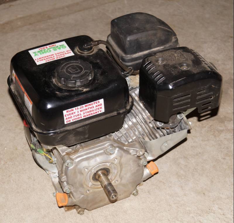 lot 5936 image: Predator Gasoline Engine - 212 cc - Item 69730 - runs