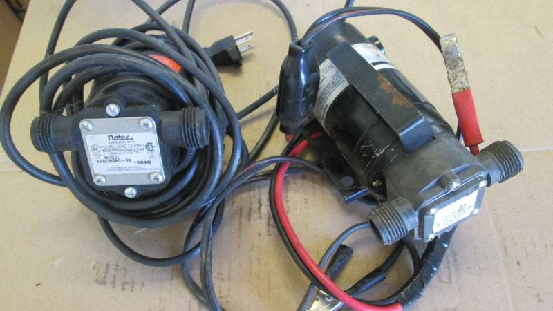lot 465 image: Lot of 2 12 Volt  Water Transfer Pumps