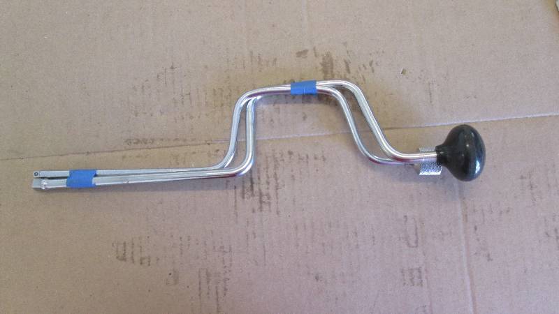 lot 474 image: 14 & 38 16 HAND SPEED WRENCHES  (Shop Tools)